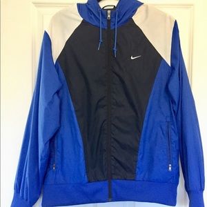 Nike windrunner, size large, 3 layers, like new!